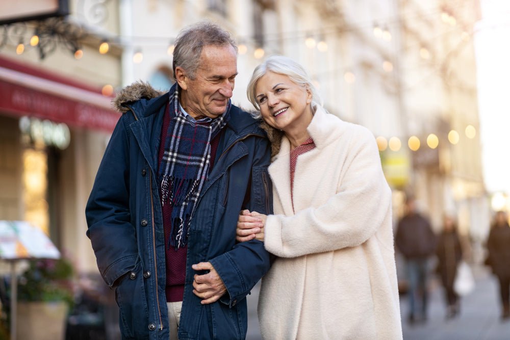 Healthy Travel Habits: Staying Well on the Go During the Holidays - LivBalance